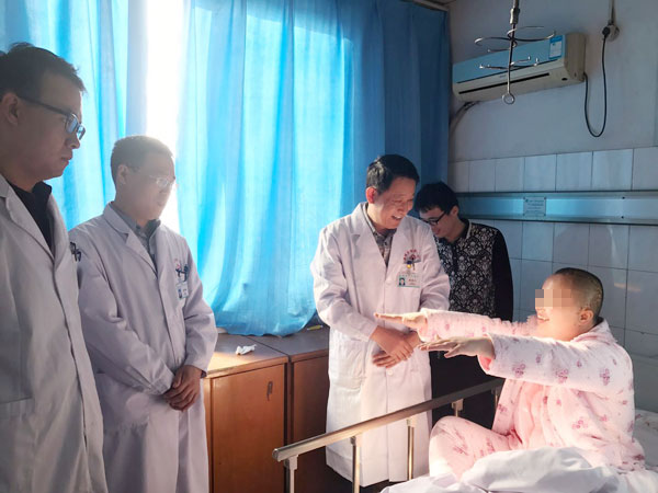 脑出血脑疝病人在禹城市中医院八病区